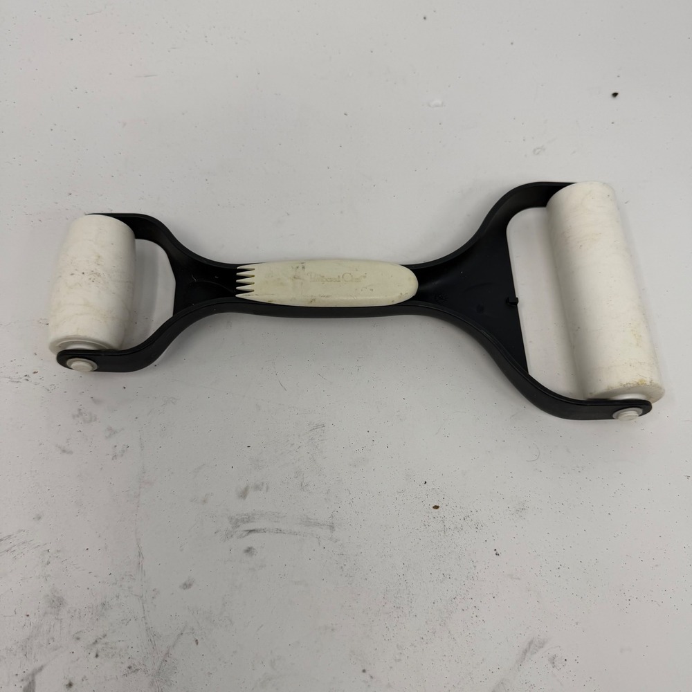 The Pampered Chef Bakers Roller 1485 Double Sided Pastry Pizza Dough Tool Black